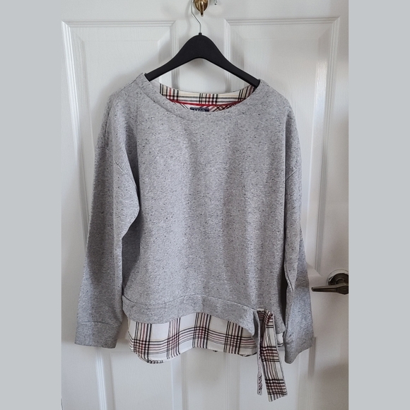 IZOD Sweatshirt with Tie-Front Design - Picture 5 of 6